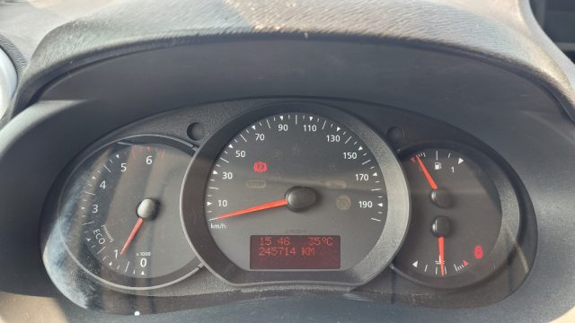 RENAULT Kangoo usata 15
