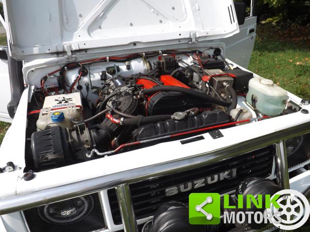 SUZUKI Samurai usata 26