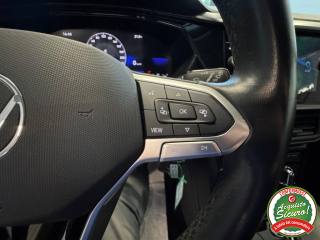 VOLKSWAGEN T-Cross usata, con USB