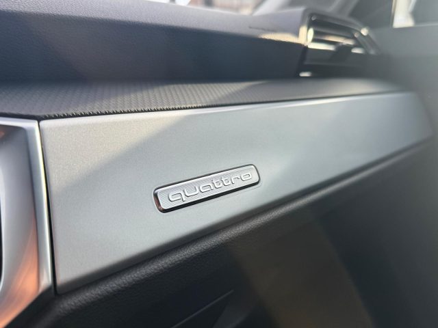 AUDI Q3 usata, con Park Distance Control