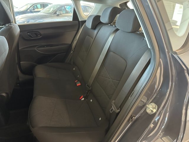 HYUNDAI Bayon usata, con Cruise Control