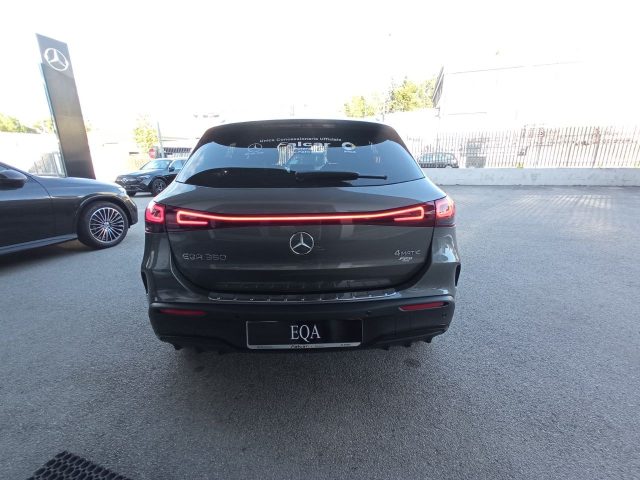 MERCEDES-BENZ EQA usata, con Boardcomputer
