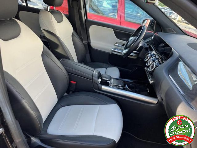 MERCEDES-BENZ GLA 200 usata, con Cerchi in lega