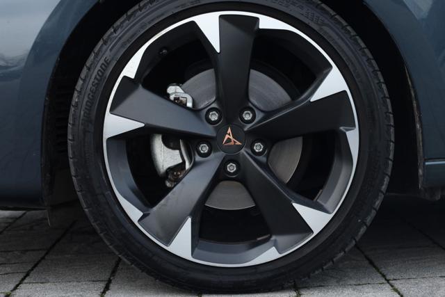 CUPRA Leon usata, con Sedile posteriore sdoppiato