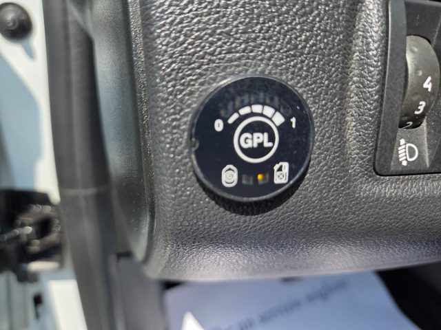 RENAULT Clio usata, con Fendinebbia