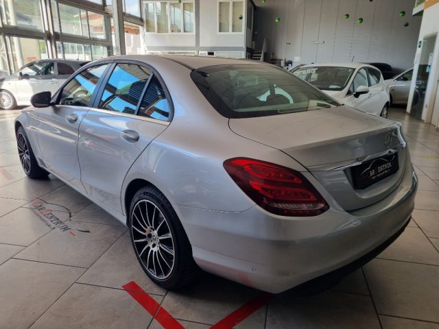 MERCEDES-BENZ C 220 usata, con Alzacristalli elettrici