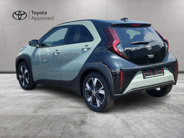 TOYOTA Aygo X usata, con Autoradio