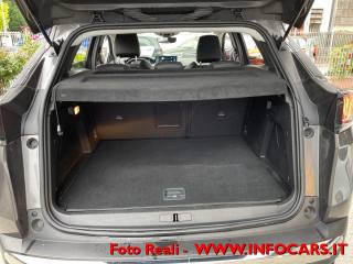 PEUGEOT 3008 usata, con Leve al volante