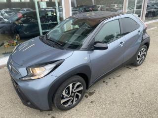 TOYOTA Aygo X usata, con Autoradio