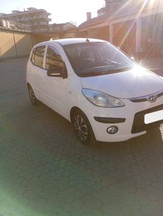 HYUNDAI i10 usata, con Airbag