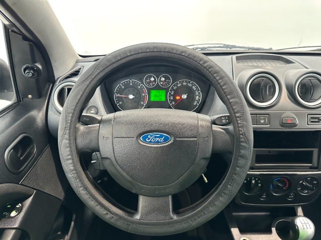 FORD Fiesta usata, con Chiusura centralizzata