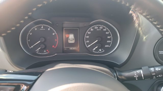 TOYOTA Yaris usata, con Luci diurne LED