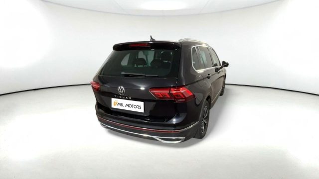 VOLKSWAGEN Tiguan usata, con Airbag