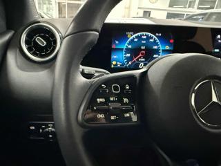 MERCEDES-BENZ B 180 usata, con Sensori di parcheggio anteriori