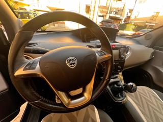 LANCIA Ypsilon usata, con Immobilizzatore elettronico