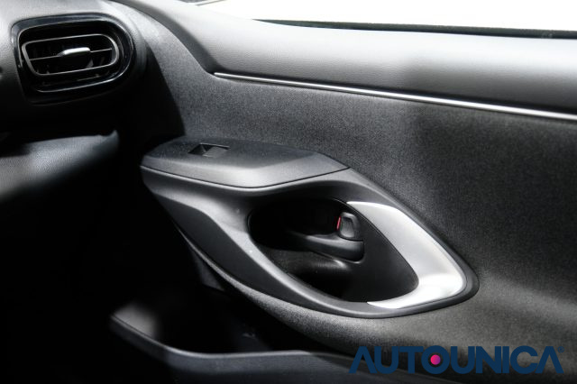 TOYOTA Yaris usata, con Sensore di luce