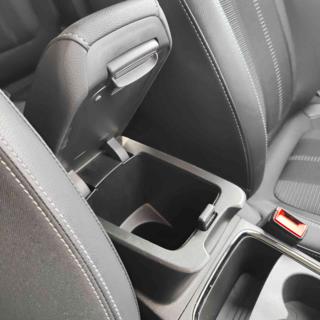 OPEL Grandland usata, con USB