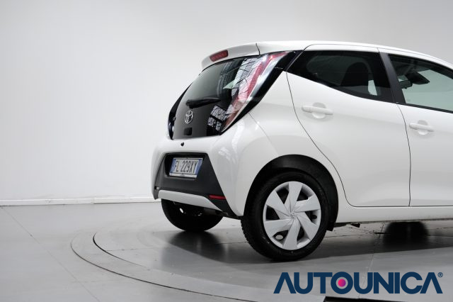 TOYOTA Aygo usata 42