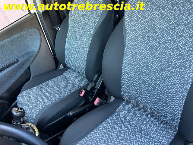 LANCIA Ypsilon usata, con Autoradio