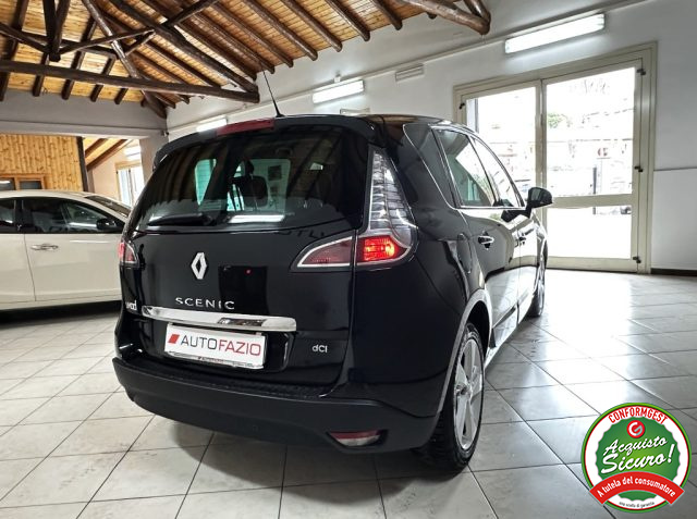 RENAULT Scenic usata, con Sistema di navigazione