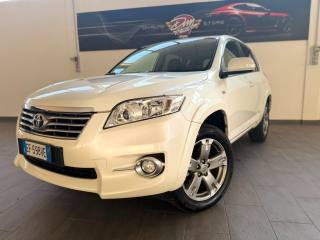 TOYOTA RAV 4 usata, con Airbag