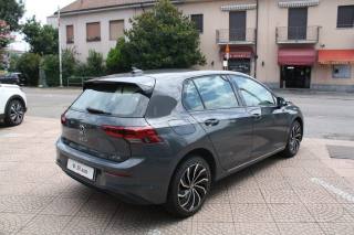 VOLKSWAGEN Golf usata, con Autoradio