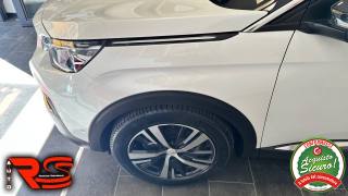 PEUGEOT 3008 usata, con Volante in pelle