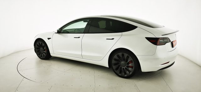 TESLA Model 3 usata, con Fari full-led