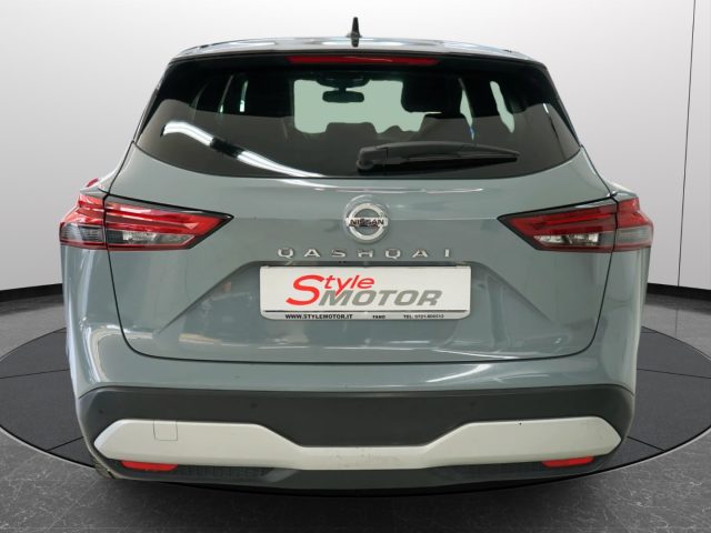 NISSAN Qashqai usata, con Leve al volante