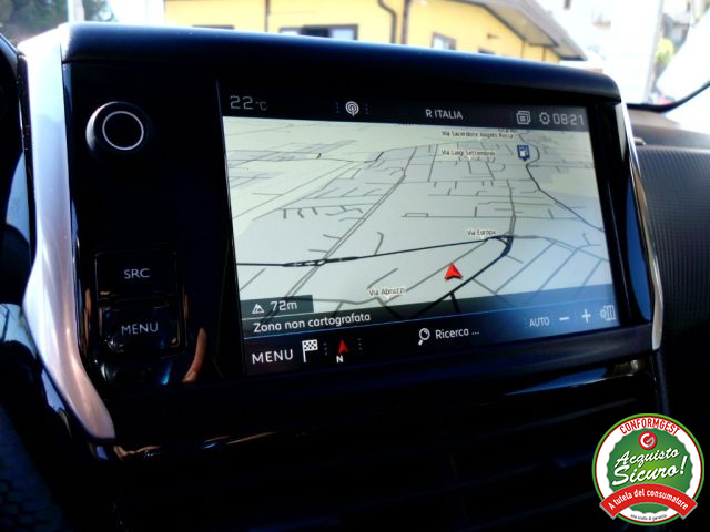 PEUGEOT 2008 usata, con Volante in pelle
