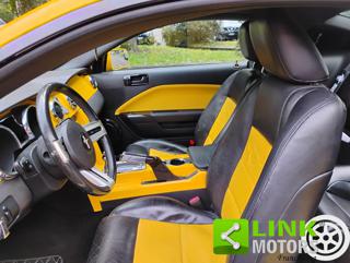 FORD Mustang usata, con Sound system