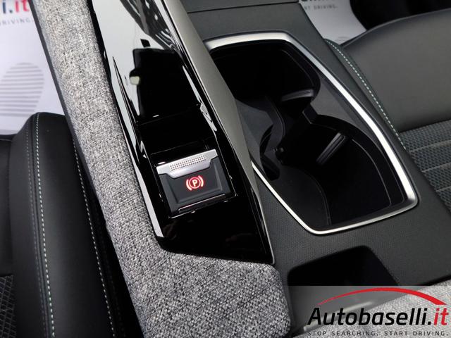 PEUGEOT 5008 usata, con Chiusura centralizzata senza chiave