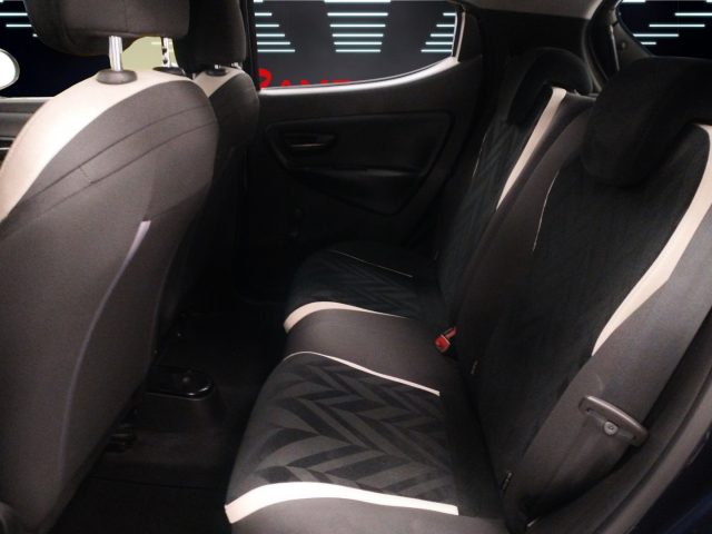 LANCIA Ypsilon usata 15