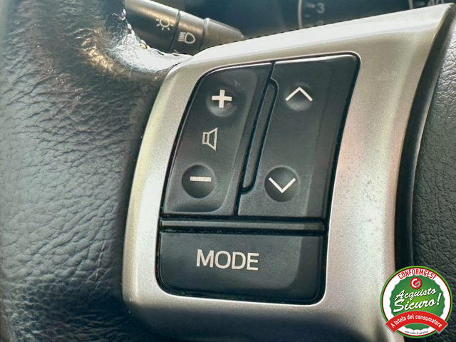 TOYOTA Verso-S usata, con Servosterzo