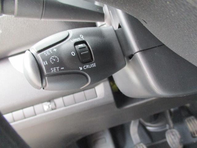 PEUGEOT Traveller usata, con Autoradio digitale