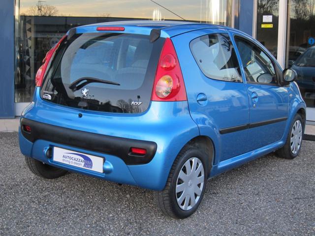 PEUGEOT 107 usata, con Airbag