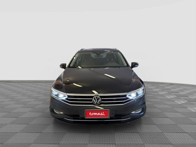 VOLKSWAGEN Passat usata 7