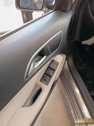 MERCEDES-BENZ A 180 usata, con Specchietti laterali elettrici