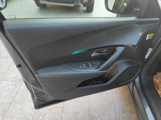 PEUGEOT 2008 usata, con Sistema di navigazione