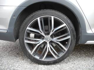 VOLKSWAGEN Passat Alltrack usata, con Interni in pelle