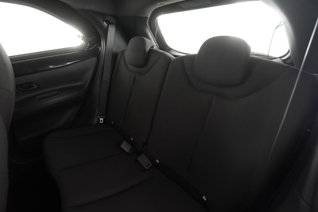 TOYOTA Aygo X usata 9