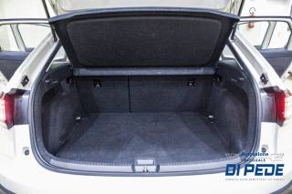 VOLKSWAGEN Taigo usata, con USB