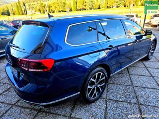 VOLKSWAGEN Passat Variant usata, con Boardcomputer