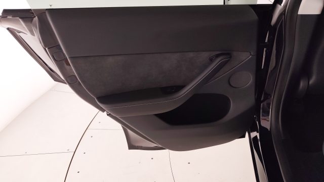 TESLA Model Y usata, con Vivavoce