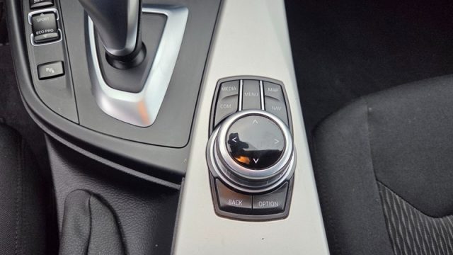 BMW 318 usata, con Luci diurne LED