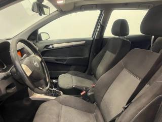 OPEL Astra usata, con Servosterzo