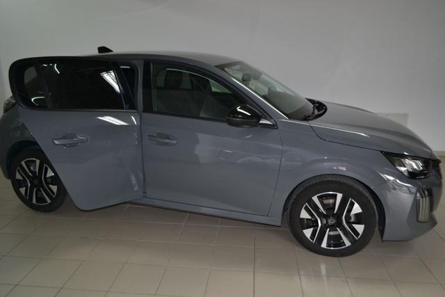 PEUGEOT 208 usata, con Autoradio