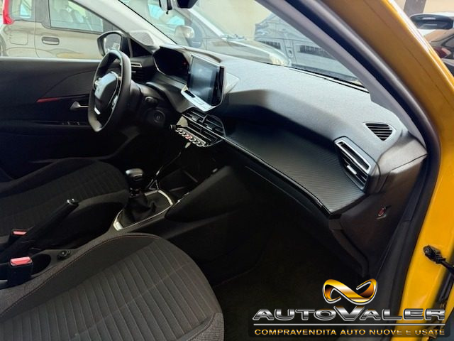 PEUGEOT 208 usata, con Boardcomputer