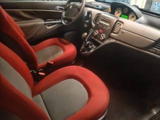 LANCIA Ypsilon usata, con Fendinebbia