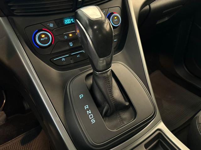 FORD Kuga usata, con Fendinebbia